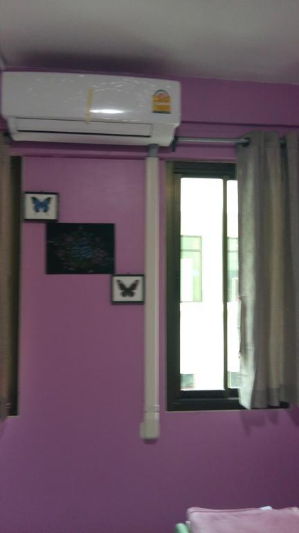 New C.H. Guest House Bangkok Exterior photo